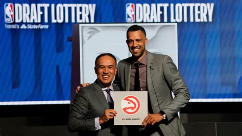 2024 NBA mock drafts: Expert consensus atop lottery picks.